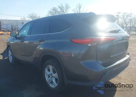 2021 Toyota Highlander Le z USA, uszkodzony, nr VIN 5TDBZRBH6MS553583